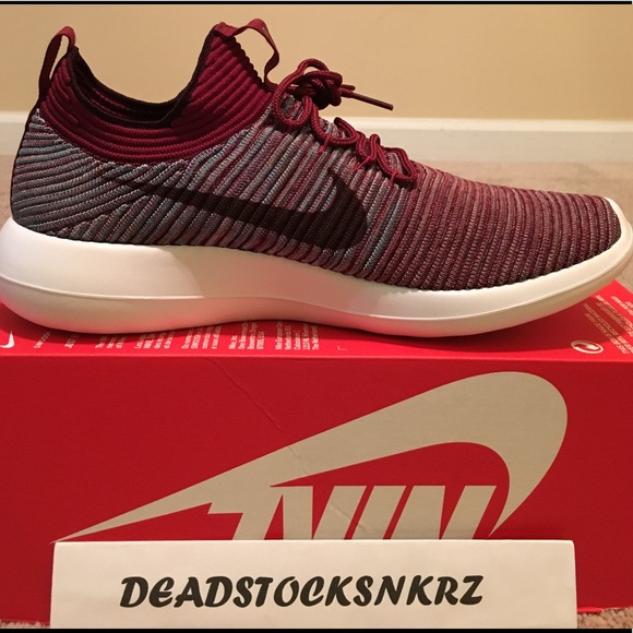Men's Nike Roshe Two Flyknit V2 - Picture 2 of 6